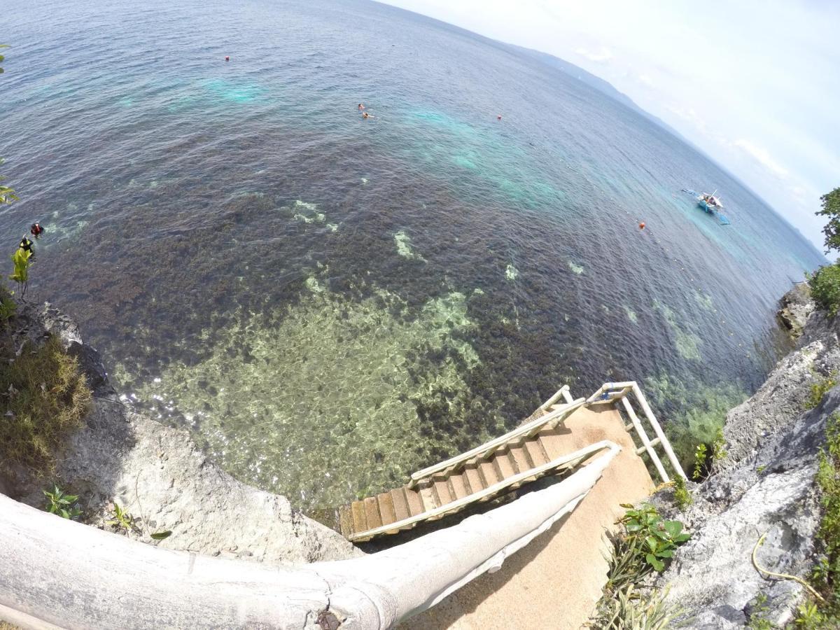 Reddoorz Premium @ Napaling Point Tangnan Hotel Exterior foto